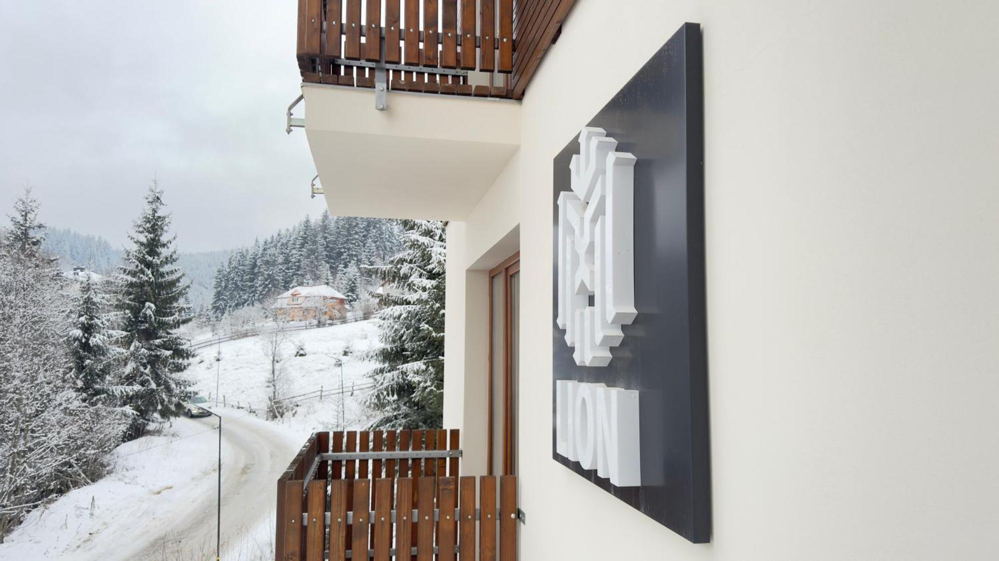 Lion Bukovel Exterior foto